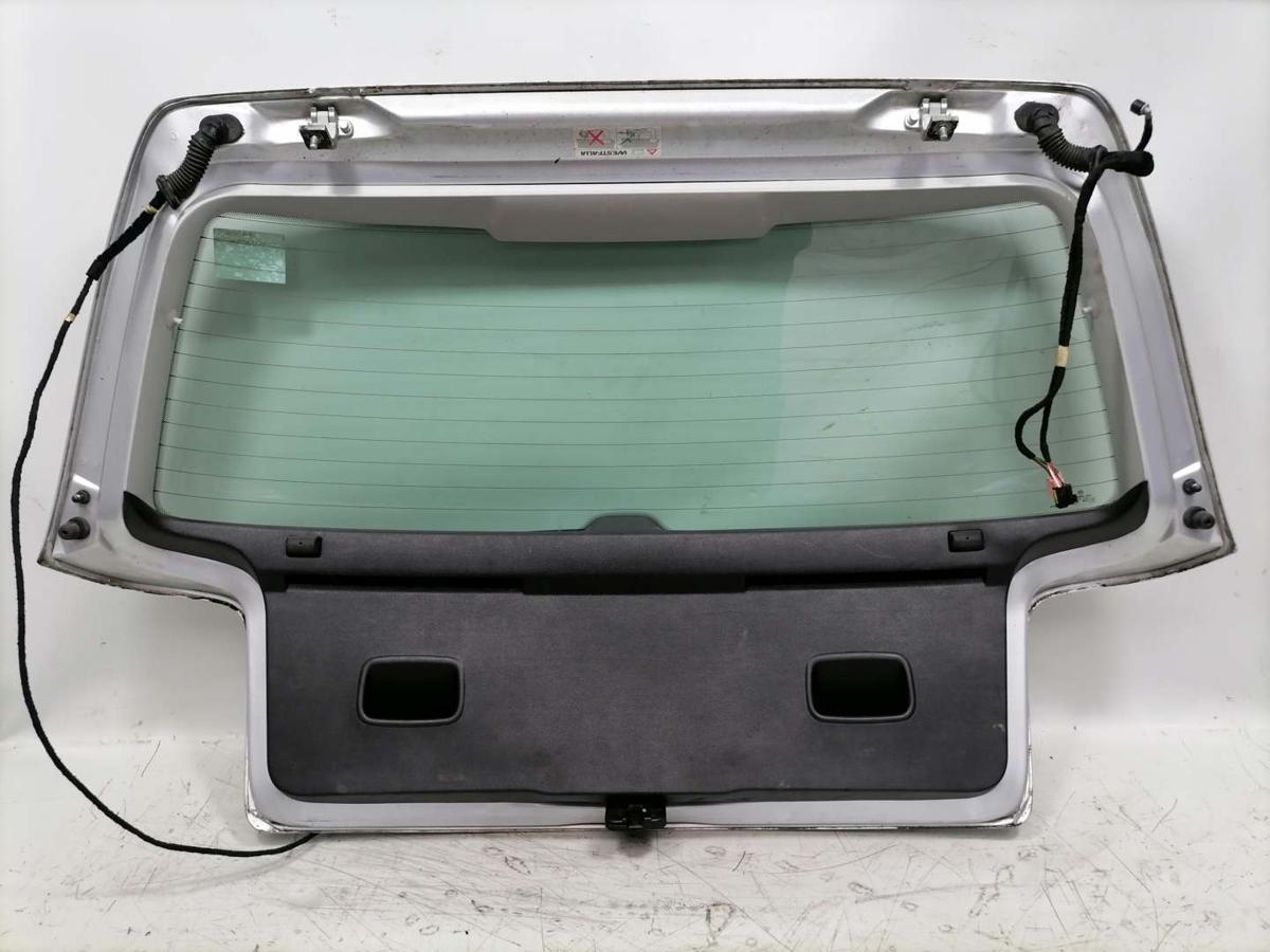 VW Golf 4 original Heckklappe mit Heckscheibe LA7W Reflexsilber Fließheck Bj.2003 VW Golf 4 original Heckklappe mit Heckscheibe LA7W Reflexsilber Fließheck Bj.2003